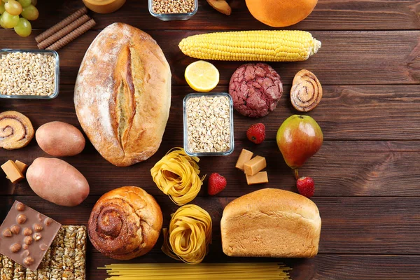 Comida diferente na mesa — Fotografia de Stock