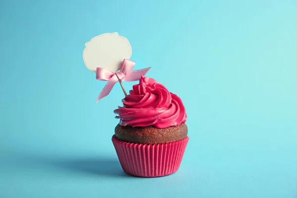 Verjaardag cupcake met ruimte voor tekst — Stockfoto