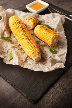 lezzetli ızgara corncobs