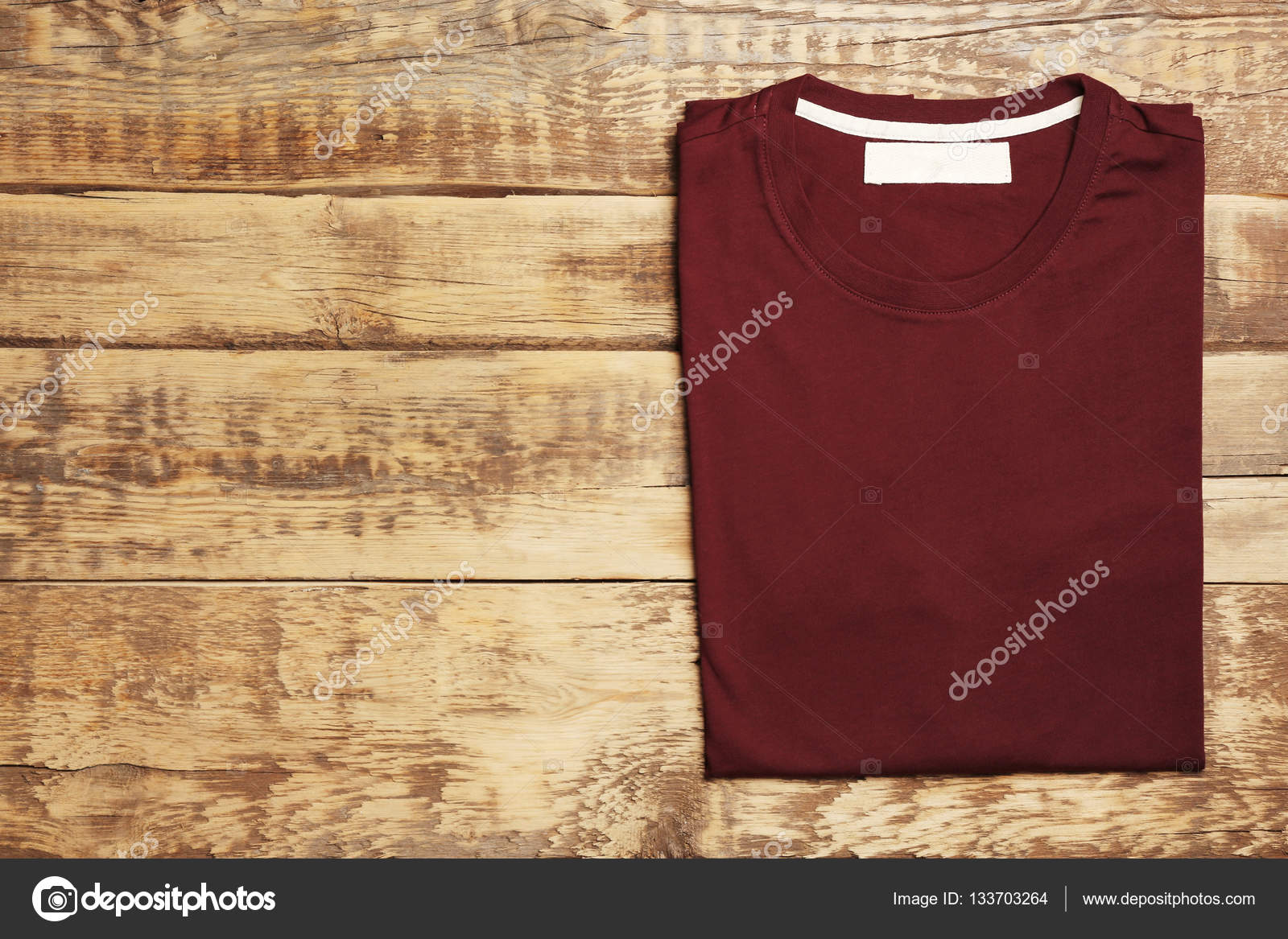 blank maroon t shirt