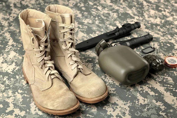 Conjunto de equipamento militar — Fotografia de Stock