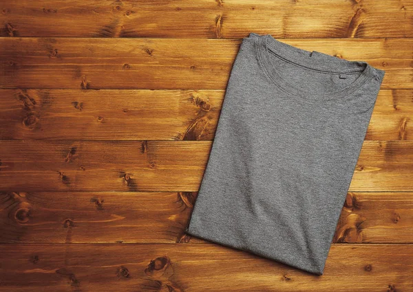 Blank grey t-shirt — Stock Photo, Image