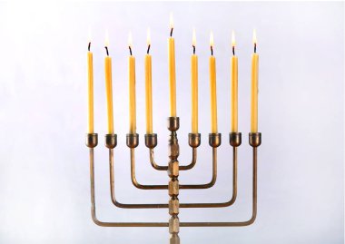 Yedi Kollu Şamdan mumlar için Hanukkah ile