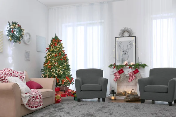 Quarto decorado para o Natal — Fotografia de Stock