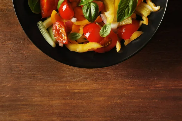 Tasty vegetable salad — Stock Photo, Image