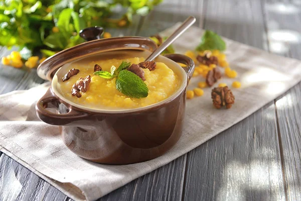 Delicious cornmeal porridge — Stock Photo, Image