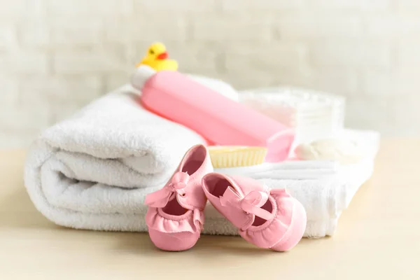 Juego de accesorios para bebés para la higiene —  Fotos de Stock
