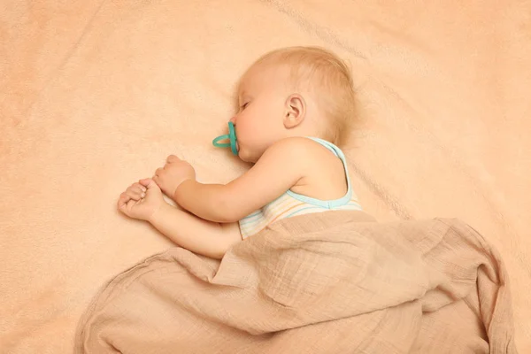 Baby boy sleeping — Stock Photo, Image