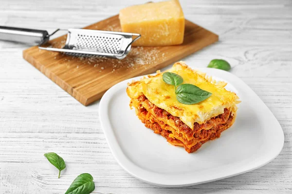Delicious traditional lasagna — Stock Photo, Image