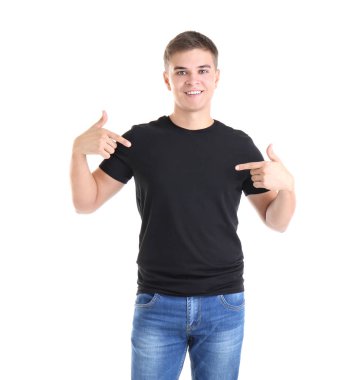 Yakışıklı genç adam. 