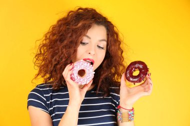 etkileyici genç modeli