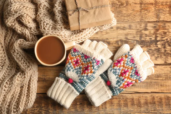 Knitwear and cup of coffee — Stock Photo, Image