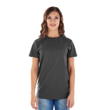 kadında boş gri t-shirt 