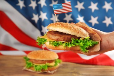 el tutma lezzetli Amerikan hamburger
