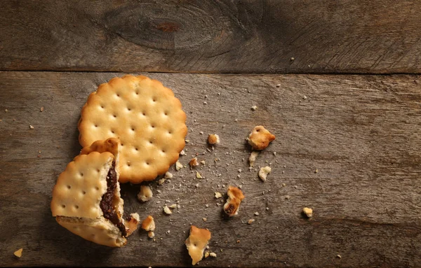 Biscoitos saborosos com migalhas — Fotografia de Stock