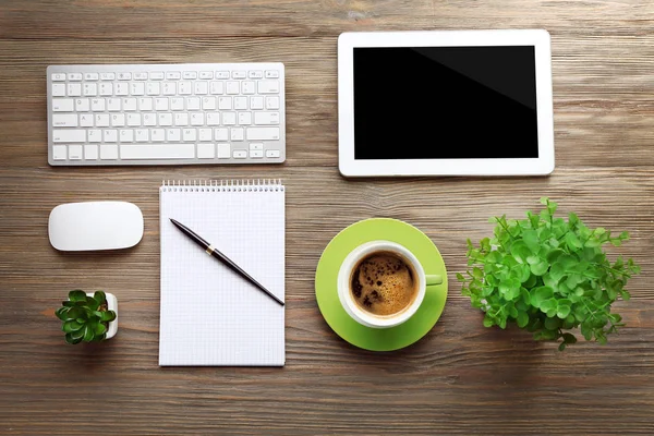 Coffee with office tools — Stock Photo, Image