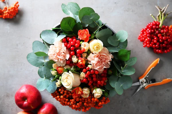 Beautiful flower composition — Stock Photo, Image