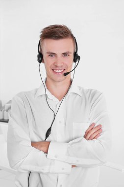 teknik destek dağıtıcı 