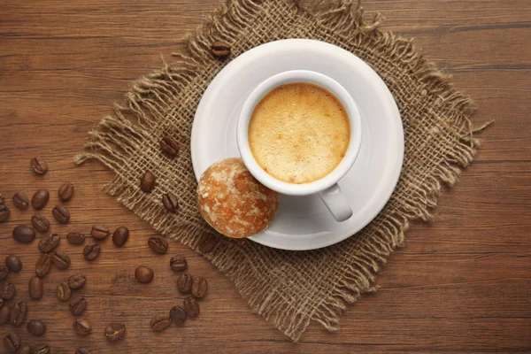 Secangkir kopi dan kue — Stok Foto