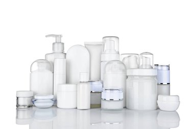 Farklı Kozmetik Şişeler