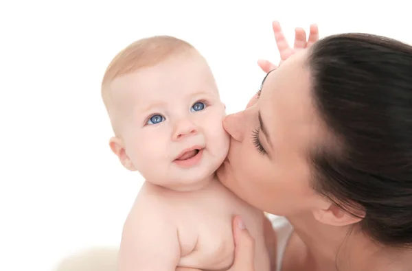 Mãe Segurando Pequeno Bebê Dentro Casa — Fotografia de Stock