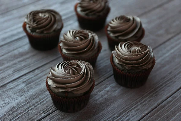 Sabrosos cupcakes de chocolate —  Fotos de Stock