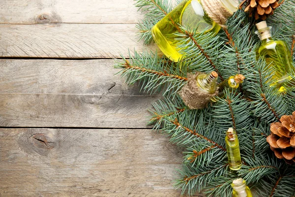 Olio essenziale di conifere — Foto Stock