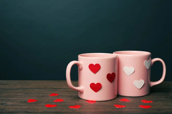 Two cups with hearts — Stock Photo, Image