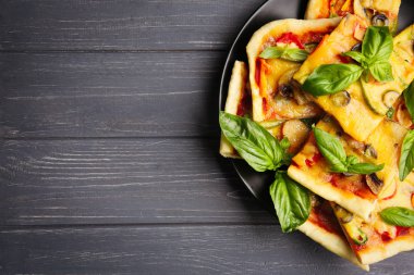 Güzel pizza dilimleri