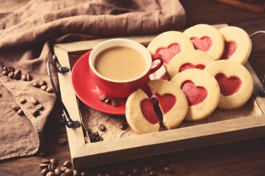 Kahve ahşap tepsi ile tanımlama