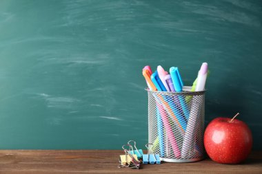 Tablo renkli okul Kırtasiye