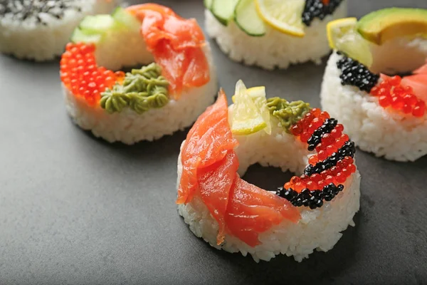 Pączki pyszne Sushi — Zdjęcie stockowe