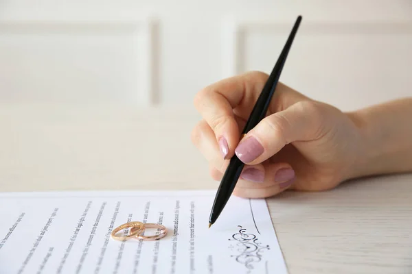 Signature du contrat de mariage — Photo