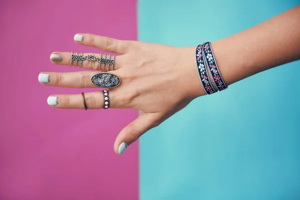 Female hand with jewelry — Stock Photo, Image