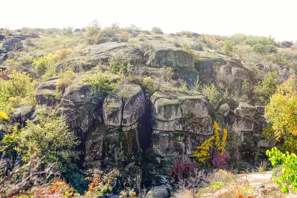 언덕 및 돌 프리 — 스톡 사진