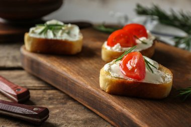 Lezzetli domates bruschetta