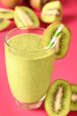Kivi milkshake bardak