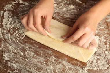 Zarf dışarı rulo hamur yapma 