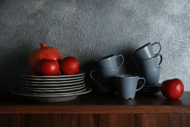 Yemek ve meyve kümesi