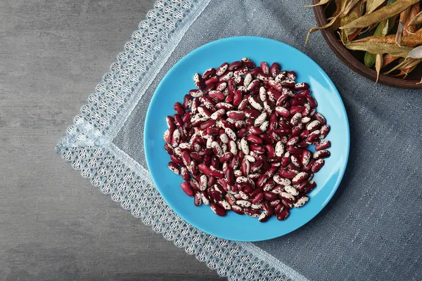 Dried haricot beans — Stock Photo, Image