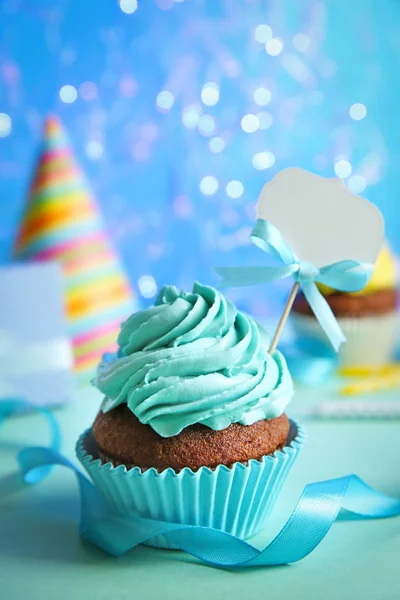 Verjaardag cupcake met ruimte voor tekst — Stockfoto