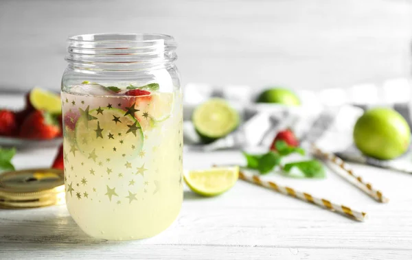 Fruit lemonade in mason jar — Stock Photo, Image