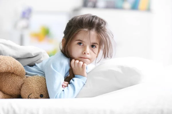 Menina bonito — Fotografia de Stock