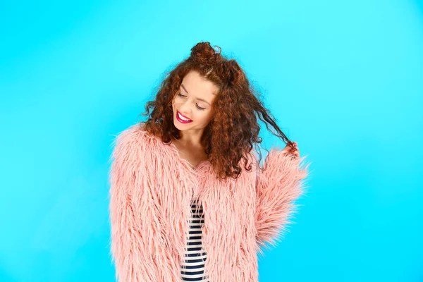 etkileyici genç modeli