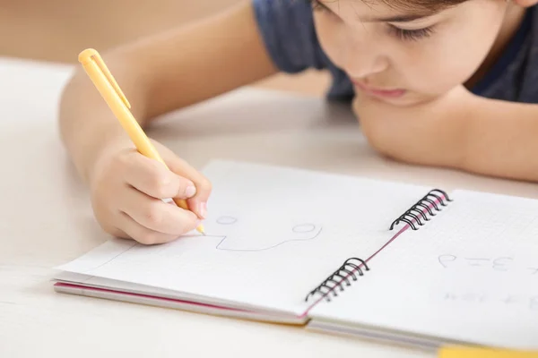 Cute little boy — Stock Photo, Image