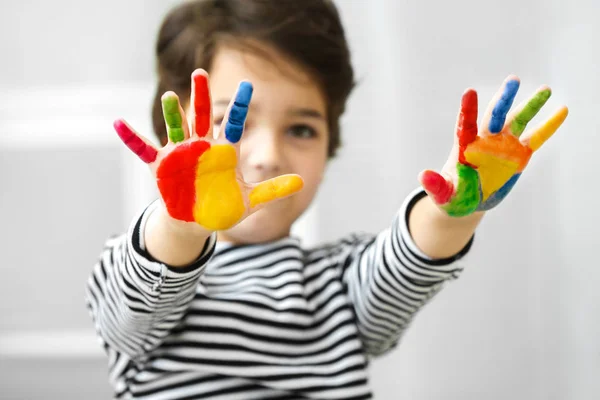 Schattig jongetje — Stockfoto