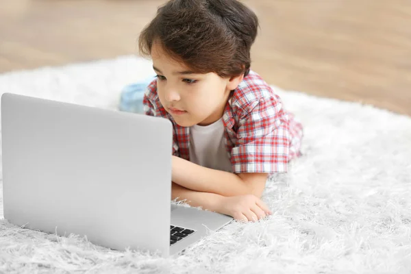 Cute little boy — Stock Photo, Image