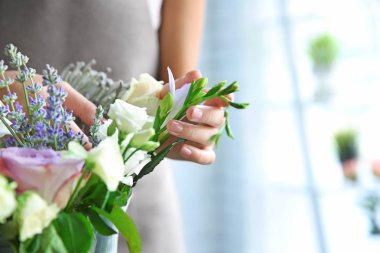 güzel buket yapma çiçekçi