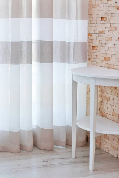 Ventana con elegante cortina — Foto de Stock