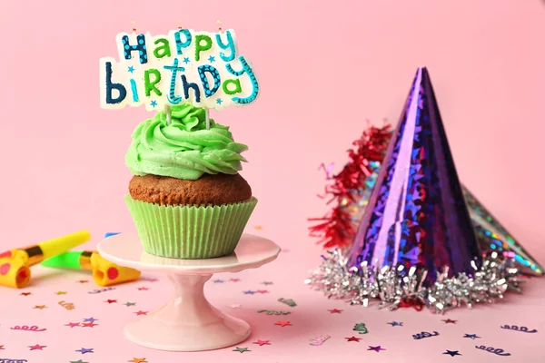 Feliz cumpleaños cupcake —  Fotos de Stock